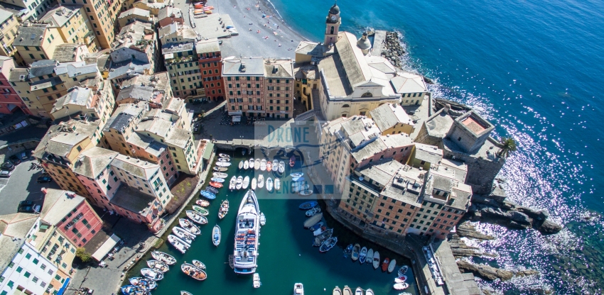 Servizi Fotografici Aerei e Produzione Video con Drone a Genova ed in Liguria